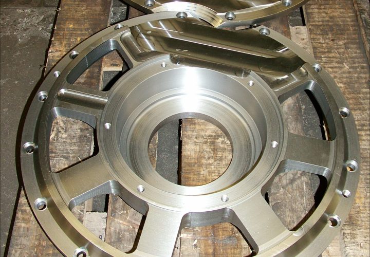 Nachfertigung von Lagerschildern und anderen mechanischen Ersatzteilen für Elektromotoren