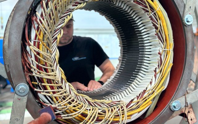 Instandsetzung von Elektromotoren - hier Elektromotor neu wicklen Instandsetzung von Elektromotoren und Generatoren - hier Elektromotor neu wicklen - Neuwicklung - Revison - Reparatur - Ueberholung